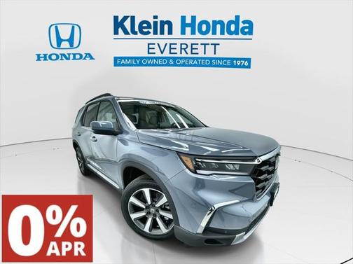 2025 Honda Pilot Touring 8-Passenger