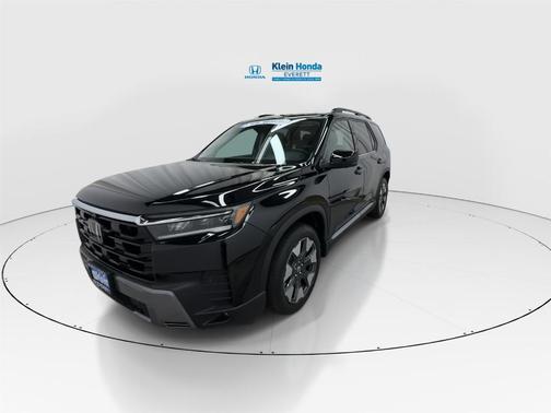 Crystal Black Pearl 2026 Honda Pilot Touring