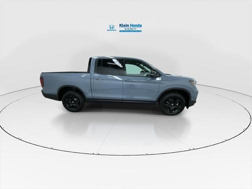 2025 Honda Ridgeline Black