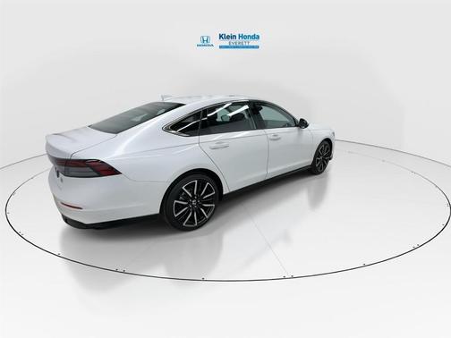 Platinum White Pearl 2026 Honda Accord Hybrid Touring