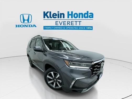 2025 Honda Pilot Touring 8-Passenger