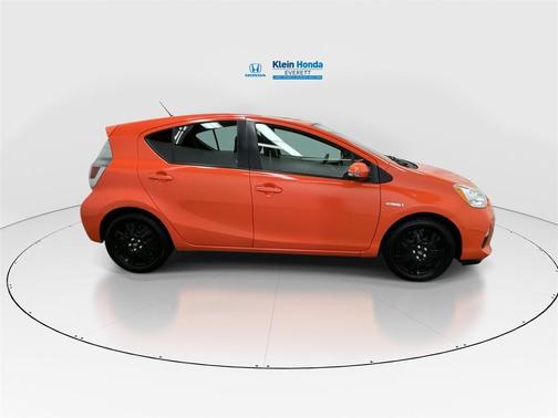2014 Toyota Prius c Two