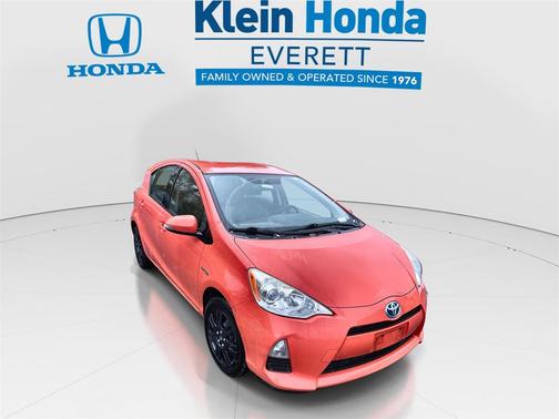 2014 Toyota Prius c Two