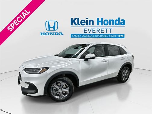Platinum White Pearl 2027 Honda HR-V LX
