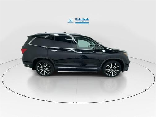 2019 Honda Pilot Touring 8-Passenger