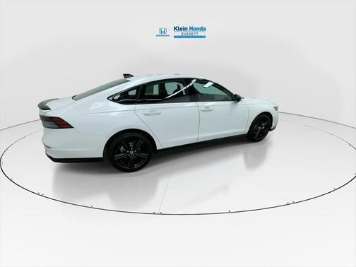 2025 Honda Accord Hybrid Base