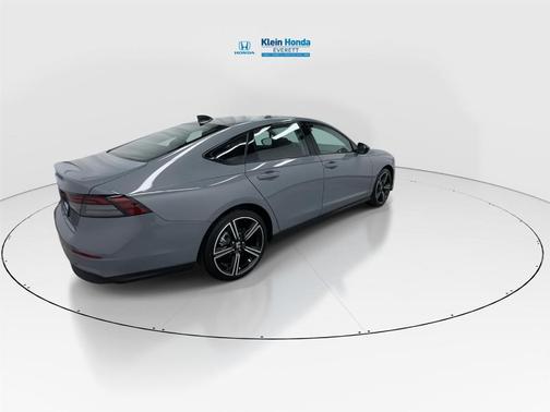 Urban Gray Pearl 2026 Honda Accord SE