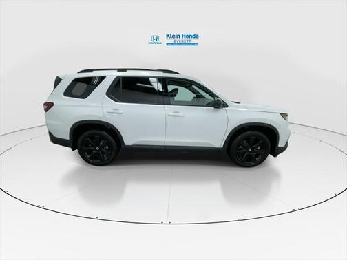 2025 Honda Pilot Black Edition