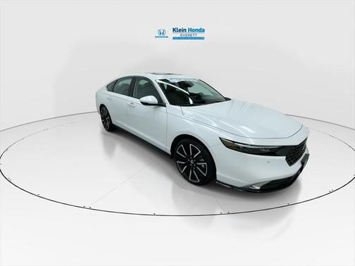 2025 Honda Accord Hybrid Touring