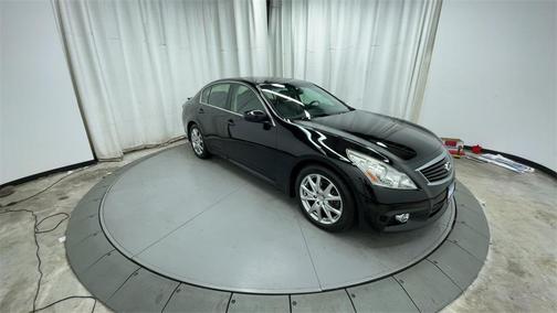 2013 INFINITI G37x Base