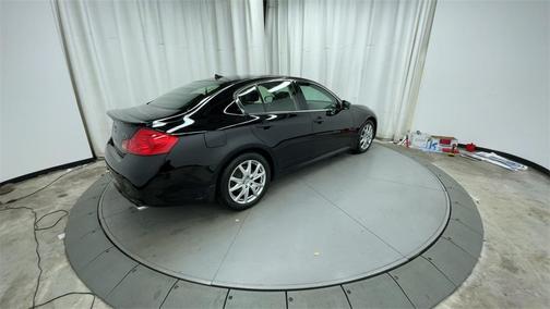 2013 INFINITI G37x Base