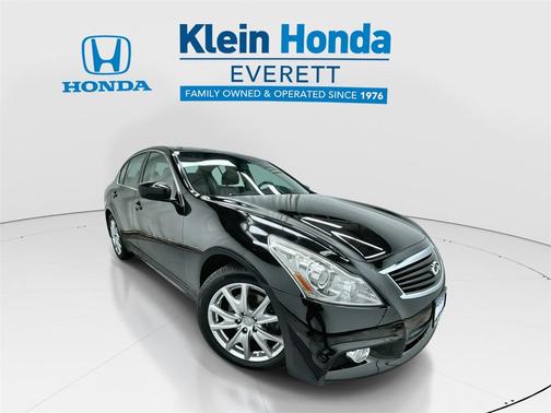 2013 INFINITI G37x Base