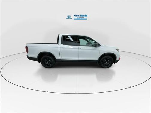 2025 Honda Ridgeline Black