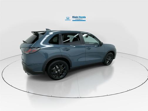 Nordic Forest Pearl 2025 Honda HR-V