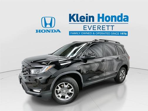 Crystal Black Pearl 2022 Honda Passport TrailSport