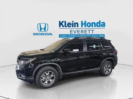 Crystal Black Pearl 2022 Honda Passport TrailSport