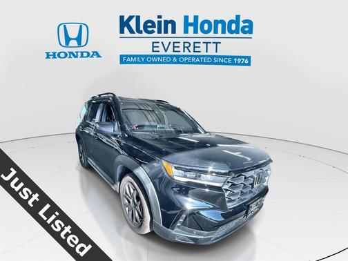 2023 Honda Pilot AWD Sport