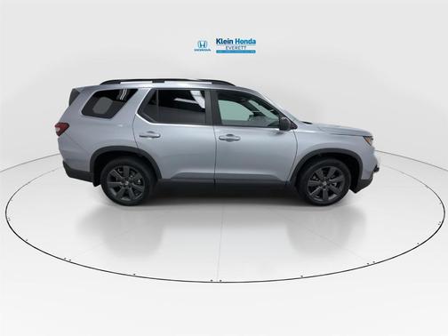 Lunar Silver Metallic 2023 Honda Pilot Sport