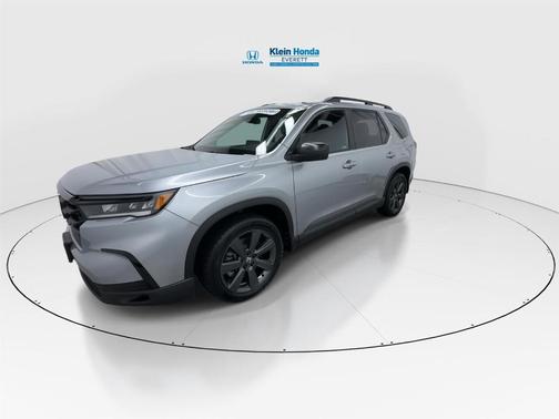 Lunar Silver Metallic 2023 Honda Pilot Sport