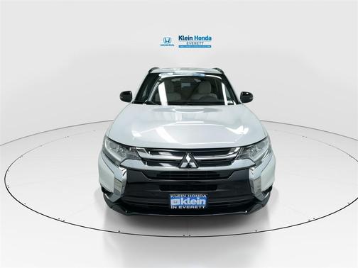 2018 Mitsubishi Outlander LE