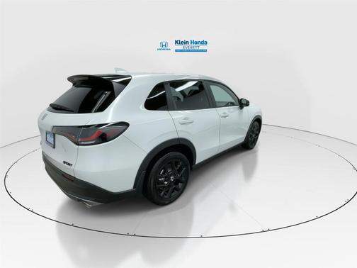 Platinum White Pearl 2025 Honda HR-V Sport