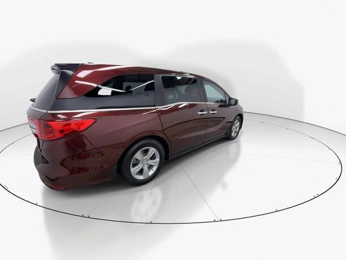 Deep Scarlet Pearl 2019 Honda Odyssey EX-L