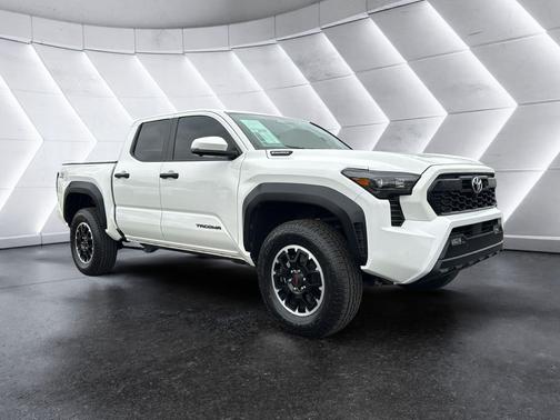 2025 Toyota Tacoma Hybrid TRD Off Road