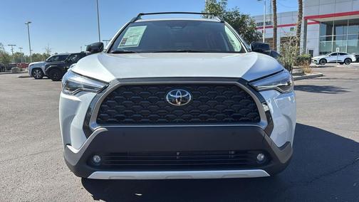 2025 Toyota Corolla Cross XLE