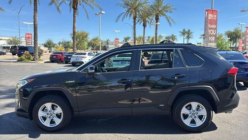 2019 Toyota RAV4 Hybrid XLE