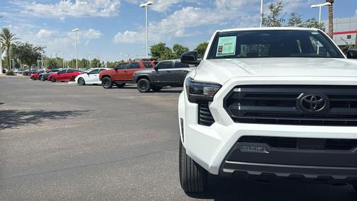 Ice Cap 2026 Toyota Tacoma SR5