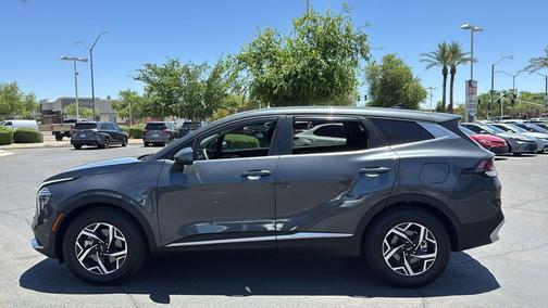 2024 Kia Sportage LX