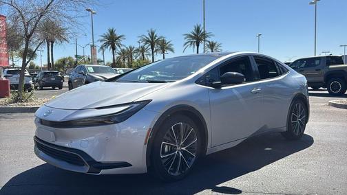 2025 Toyota Prius XLE