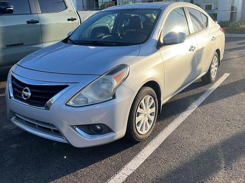 2015 Nissan Versa 1.6 SV