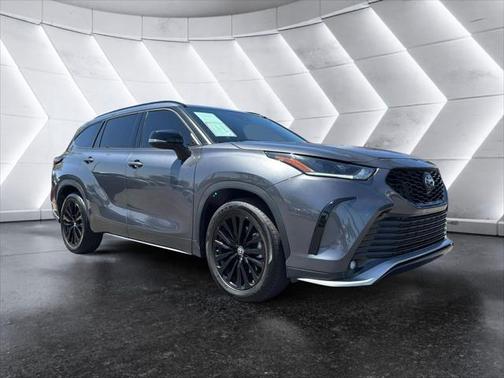 2024 Toyota Highlander XSE
