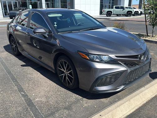 Predawn Gray Mica 2024 Toyota Camry SE