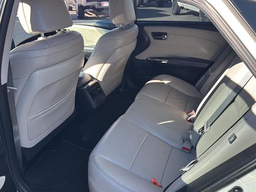 2015 Toyota Avalon XLE