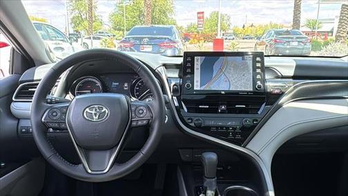 2024 Toyota Camry Hybrid SE