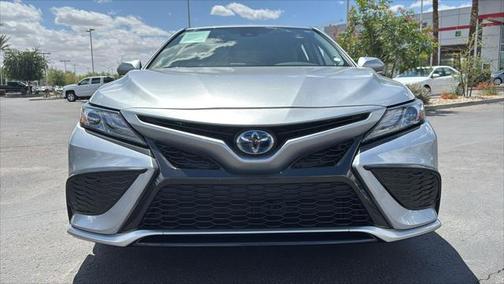 2024 Toyota Camry Hybrid SE