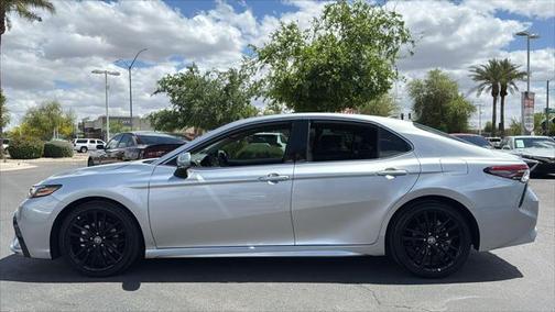 2024 Toyota Camry Hybrid SE