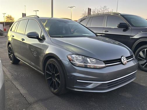 2018 Volkswagen Golf SportWagen TSI SE