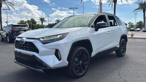 2023 Toyota RAV4 Hybrid SE