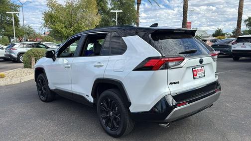 2023 Toyota RAV4 Hybrid SE