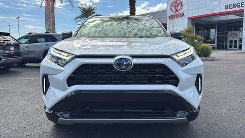 2023 Toyota RAV4 Hybrid SE