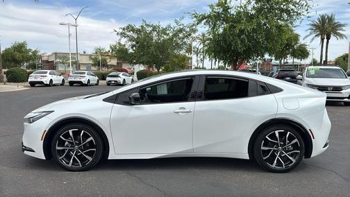 Wind Chill Pearl 2025 Toyota Prius Plug-In Hybrid SE
