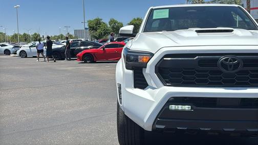 Ice Cap 2024 Toyota Tacoma TRD Sport