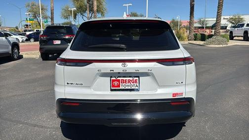 Black 2025 Toyota Crown Signia XLE