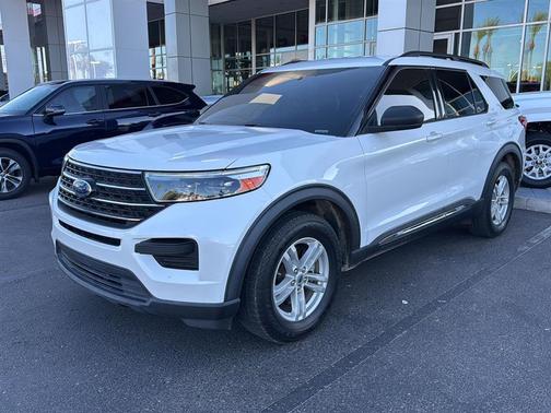 Star White Metallic Tri-Coat 2020 Ford Explorer XLT