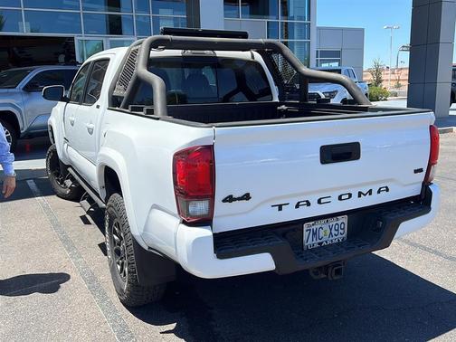 Super White 2020 Toyota Tacoma SR5