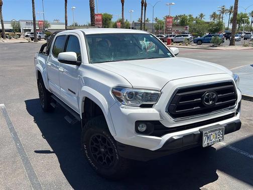Super White 2020 Toyota Tacoma SR5