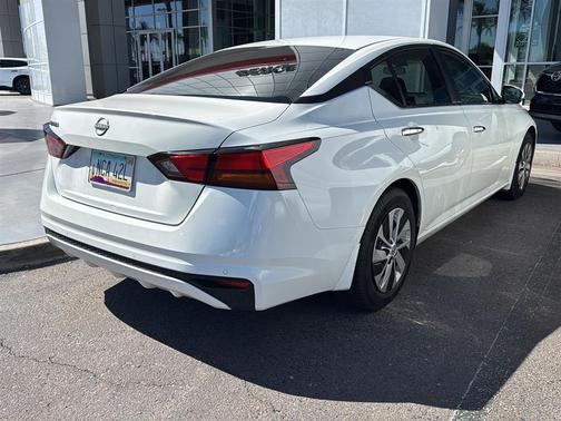 2023 Nissan Altima S FWD